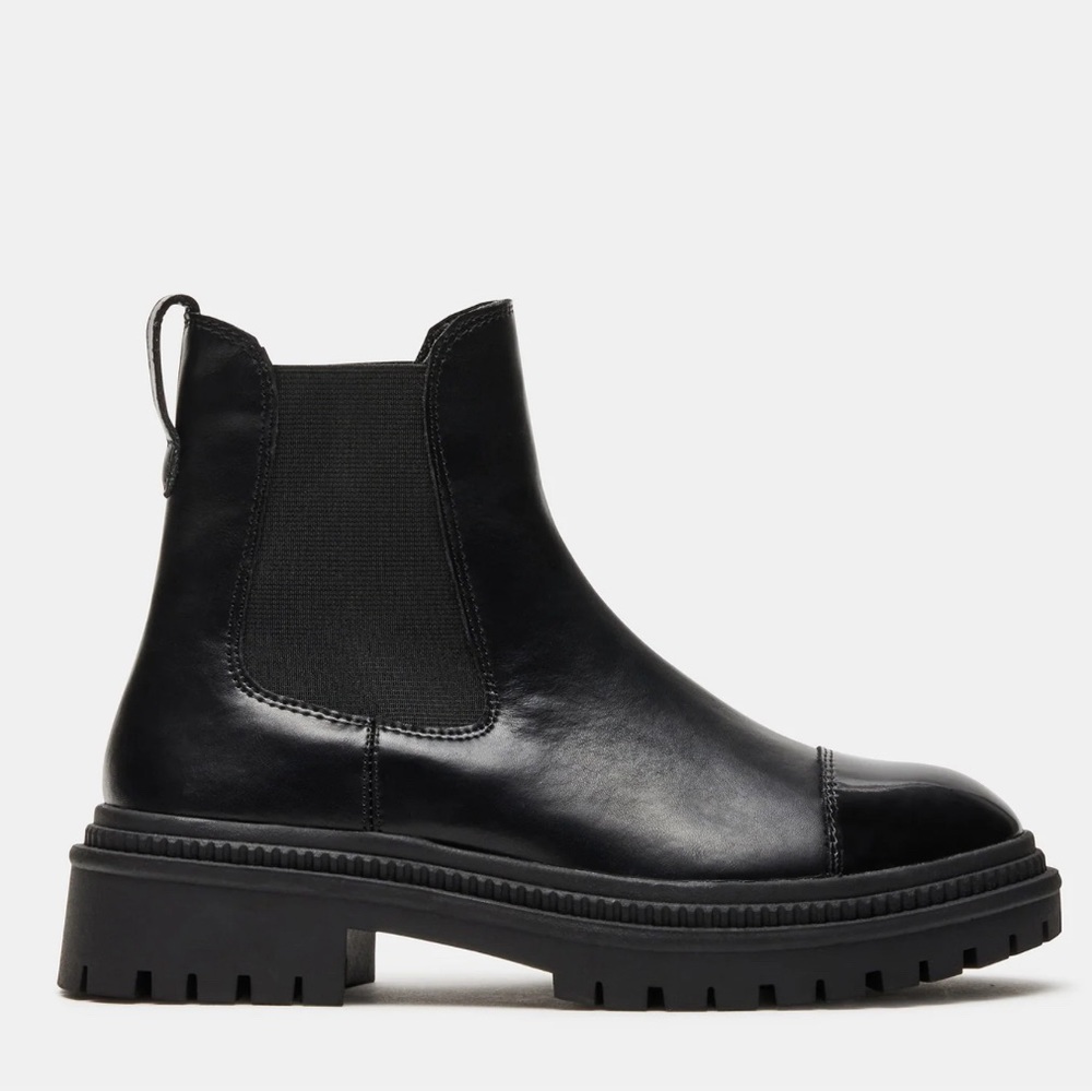 Steve Madden - Mayslie Black Leather Boots